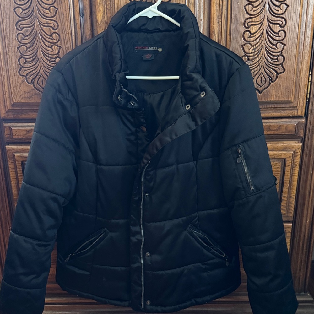 Women's Black Puffer Jacket